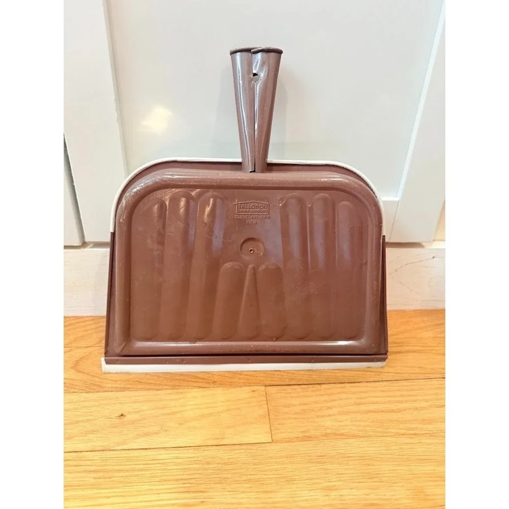 Vintage Metal Spice Of Life Brown Dust Pan Ballonoff Cleveland USA Veggies